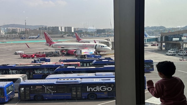 From Air India to SpiceJet, Indian airlines issue travel advisories amid tensions with Pakistan From Air India to SpiceJet, Indian airlines issue travel advisories amid tensions with Pakistan