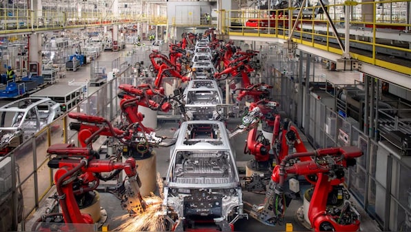 UK car production falls for 12th straight month amid weak demand, looming US auto tariffs