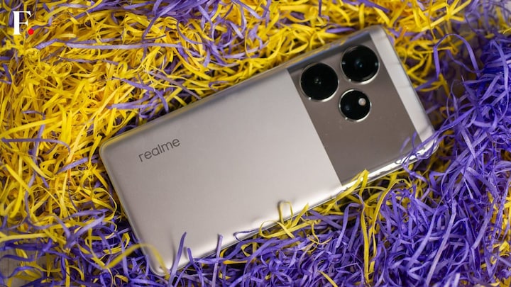 Best phones under Rs 40,000 (Nov 2024): Samsung Galaxy S23 FE 5G, Realme GT 6 to Google Pixel 8a Best phones under Rs 40,000 (Nov 2024): Samsung Galaxy S23 FE 5G, Realme GT 6 to Google Pixel 8a