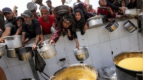 As Gaza reels under strikes, Hamas offers full hostage release and long-term ceasefire