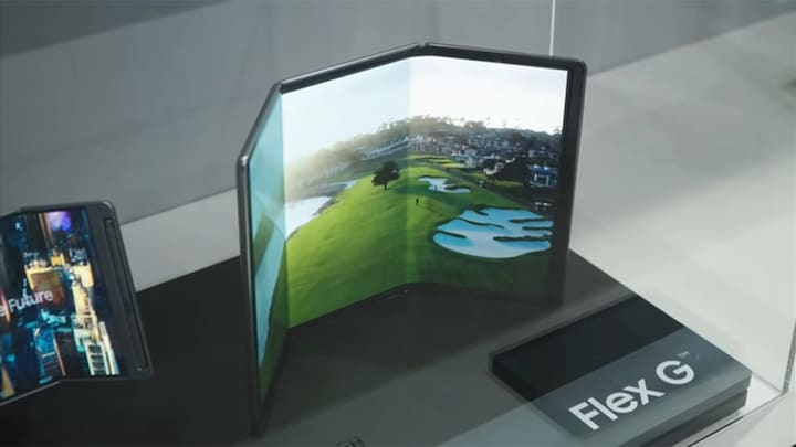 Samsung working on Huawei Mate XT-like triple folding smartphone, likely to call it Galaxy G Fold Samsung working on Huawei Mate XT-like triple folding smartphone, likely to call it Galaxy G Fold